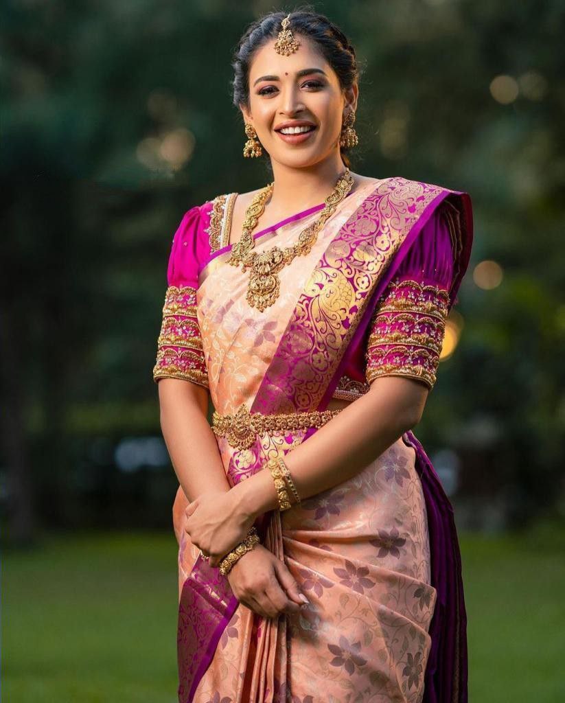 Peach Zari Woven Kanjivaram Silk Saree