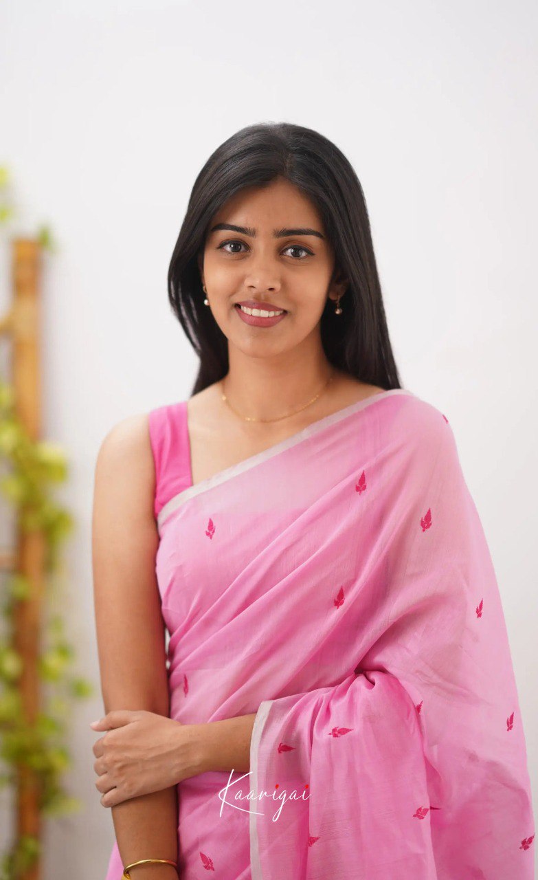 Elegant Contrast Jacquard Lilan Slab Cotton Saree