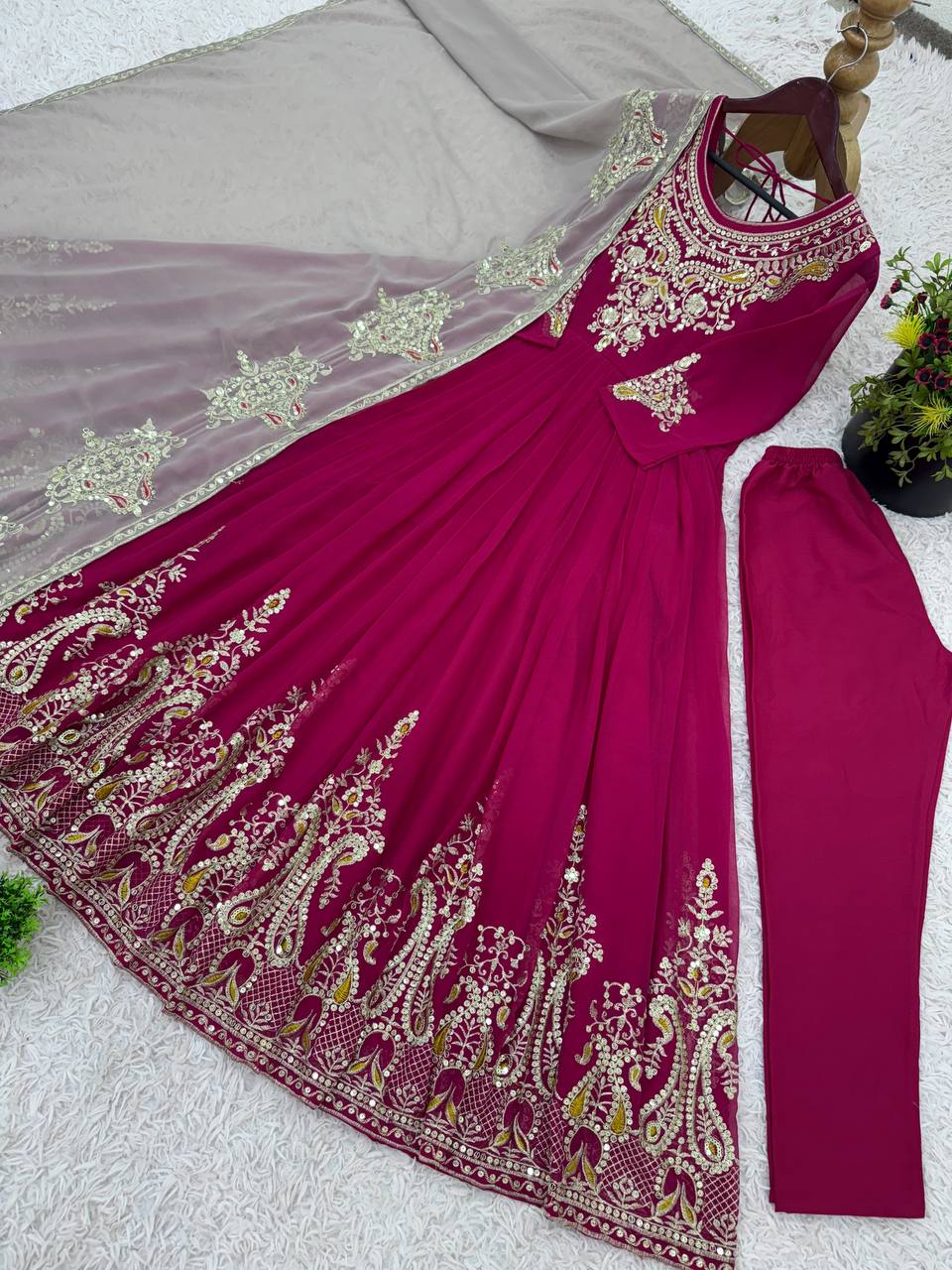 Heavy Designer Party Wear Gowns & Dressess & Dresses with Dupatta – Multy Thread Embroidery & Sequence Work