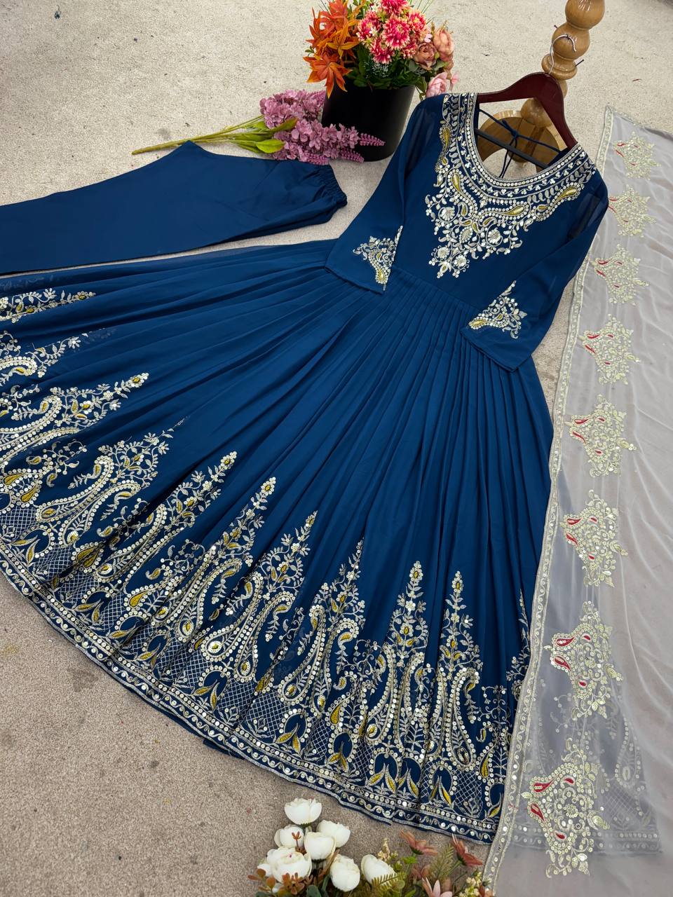 Heavy Designer Party Wear Gowns & Dressess & Dresses with Dupatta – Multy Thread Embroidery & Sequence Work