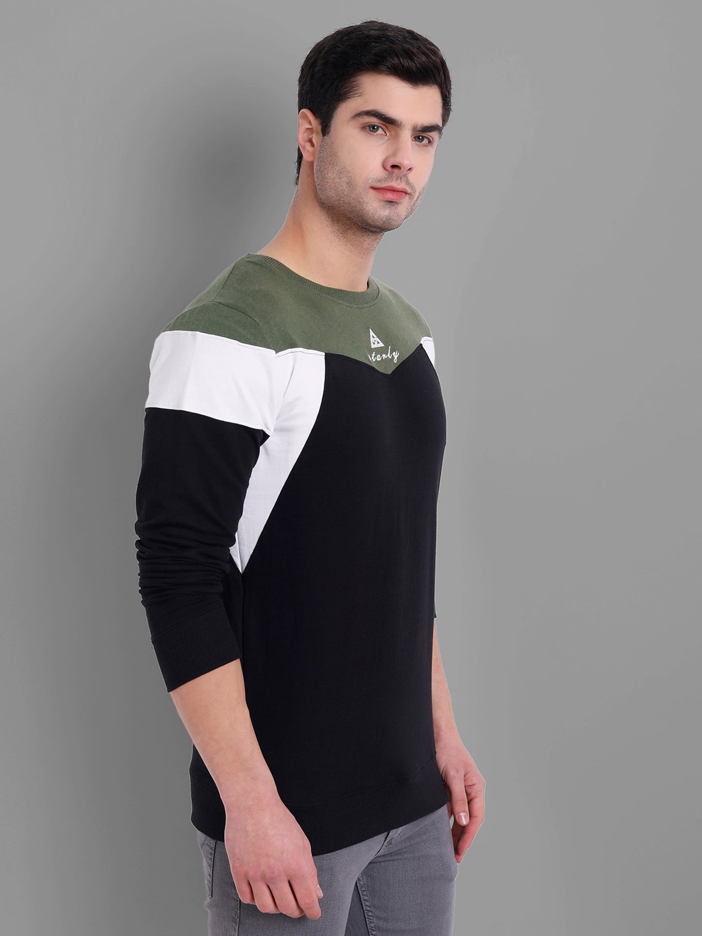 Men Black-Coloured Colourblocked Cotton Sweatshirt