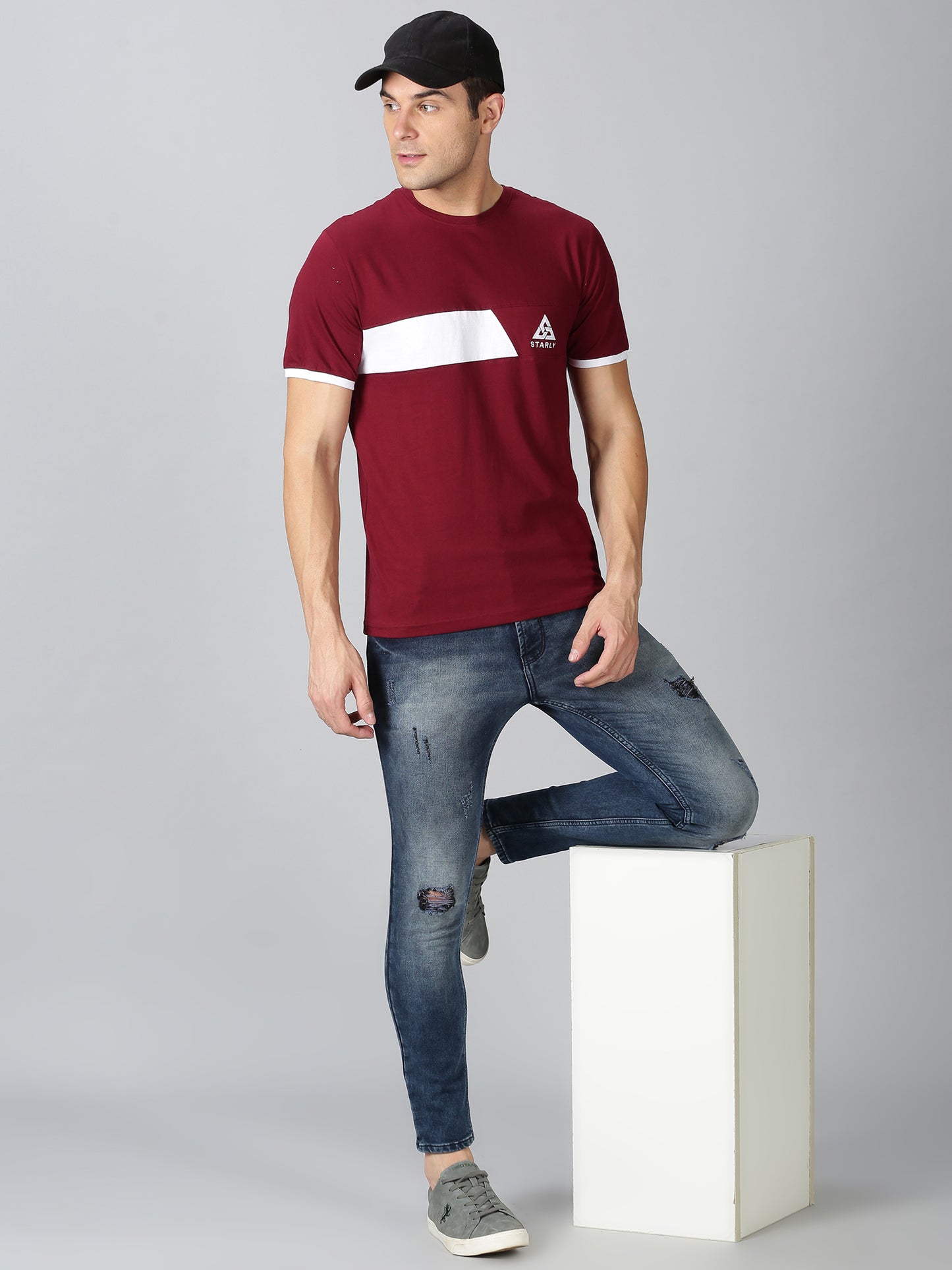 ColourBlocked T-Shirt: Maroon