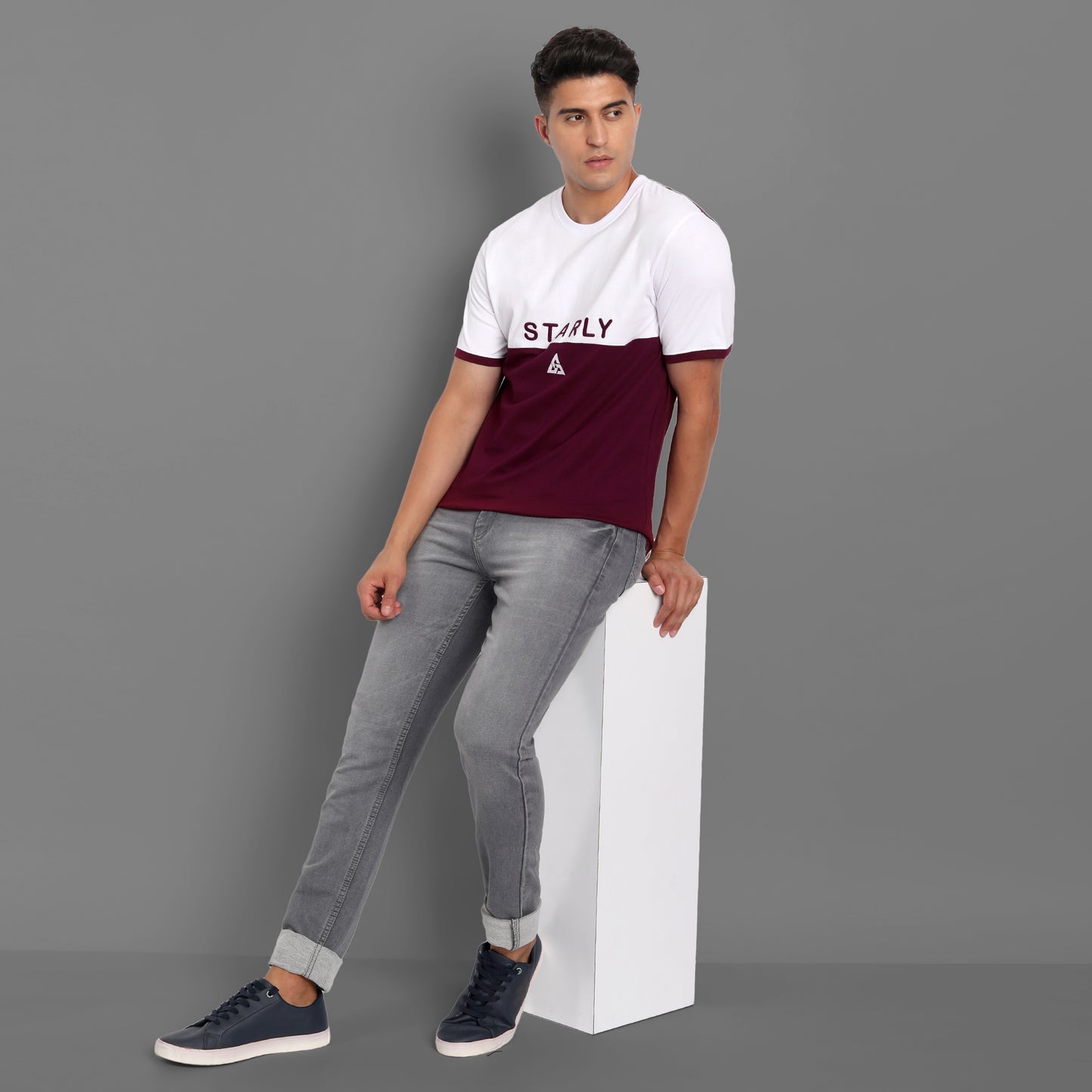 Men's Half Sleeve T-Shirt : Maroon